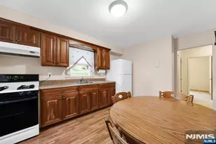 729 Broad Ave 1, Ridgefield, NJ 07657 - Photo 13
