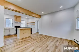 40 Grove St, Elmwood Park, NJ 07407 - Photo 21