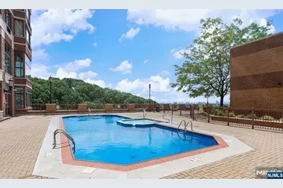 100 Old Palisade Road 1801 #1801, Fort Lee, NJ 07024 - Photo 21