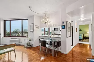 100 Old Palisade Road 1801, Fort Lee, NJ 07024 - Photo 5