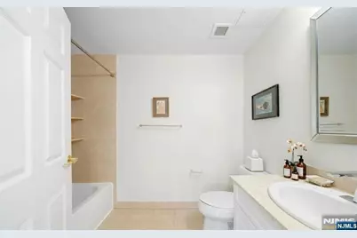 100 Old Palisade Road 1801 #1801, Fort Lee, NJ 07024 - Photo 15