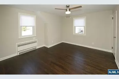 487 Gregory Avenue 2nd Floor #2nd Floor, Passaic, NJ 07055 - Photo 7