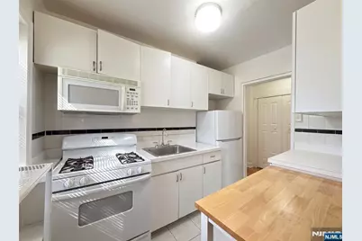 3081 Edwin Avenue 1A #1A, Fort Lee, NJ 07024 - Photo 5