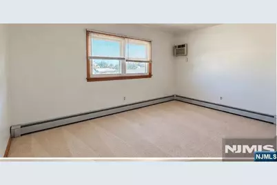 55 Avenue B, Lodi, NJ 07644 - Photo 9