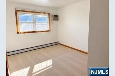 55 Avenue B, Lodi, NJ 07644 - Photo 11