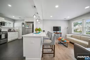 76 Day Ave, Bergenfield, NJ 07621 - Photo 9