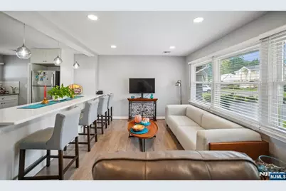 76 Day Avenue, Bergenfield, NJ 07621 - Photo 5