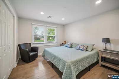 76 Day Avenue, Bergenfield, NJ 07621 - Photo 11