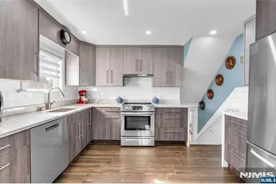 27 Bogle Avenue, North Arlington, NJ 07031 - Photo 9