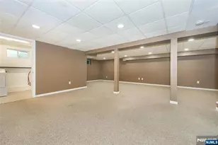 247 Emmett Pl, Ridgewood, NJ 07450 - Photo 21