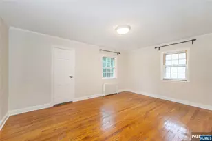 247 Emmett Pl, Ridgewood, NJ 07450 - Photo 11