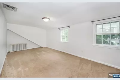 247 Emmett Place, Ridgewood, NJ 07450 - Photo 15