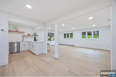 405 Pine Hill Road, Leonia, NJ 07605 - Photo 33