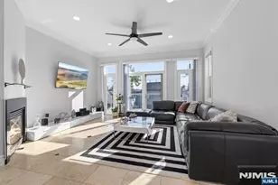 50 Myrtle Ave A, Edgewater, NJ 07020 - Photo 5