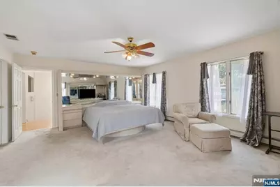 126 Edgewater Road, Cliffside Park, NJ 07010 - Photo 25
