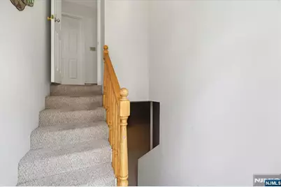 126 Edgewater Road, Cliffside Park, NJ 07010 - Photo 35