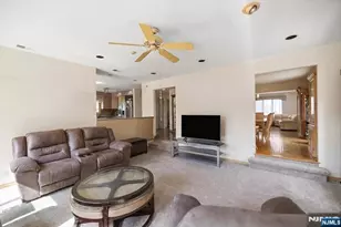 126 Edgewater Rd, Cliffside Park, NJ 07010 - Photo 15
