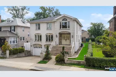 126 Edgewater Road, Cliffside Park, NJ 07010 - Photo 3