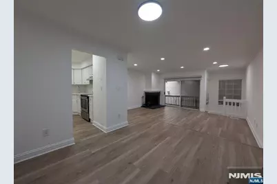 556 Windsor Drive, Palisades Park, NJ 07650 - Photo 5