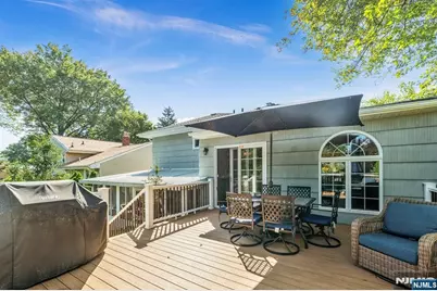 19 Dalton Place, Bergenfield, NJ 07621 - Photo 27