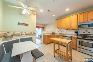 10323 Warrens Way 61, Wanaque, NJ 07465 - Photo 11