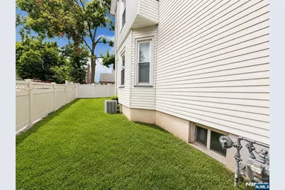 622 Hackensack Street 2 #2, Carlstadt, NJ 07072 - Photo 15