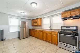 169 Woodside Ave, Newark, NJ 07104 - Photo 11