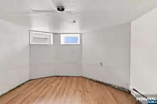 1044 22nd St, Paterson, NJ 07513 - Photo 19