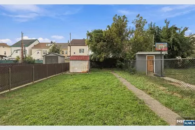 1044 22nd Street, Paterson, NJ 07513 - Photo 23