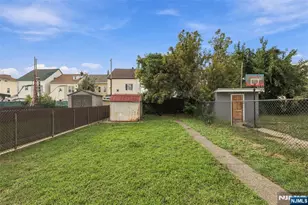 1044 22nd St, Paterson, NJ 07513 - Photo 23