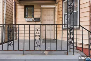 1044 22nd St, Paterson, NJ 07513 - Photo 3