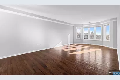 509 Stockton Court, Edgewater, NJ 07020 - Photo 19