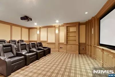 74 Roberts Road, Englewood Cliffs, NJ 07632 - Photo 31