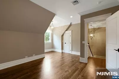 74 Roberts Road, Englewood Cliffs, NJ 07632 - Photo 29