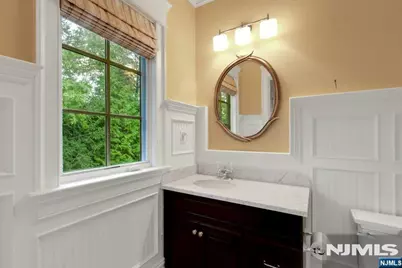 74 Roberts Road, Englewood Cliffs, NJ 07632 - Photo 35