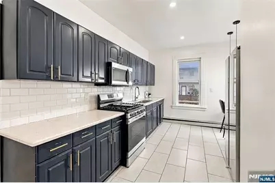 59 E Stockton Place, East Orange, NJ 07017 - Photo 27
