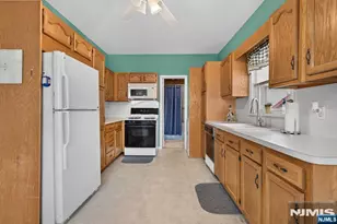 318 1st St, Saddle Brook Township, NJ 07663 - Photo 17