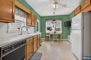 318 1st St, Saddle Brook Township, NJ 07663 - Photo 21