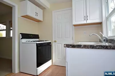 1793 Union Valley Road Cottage #1 (, West Milford, NJ 07480 - Photo 7