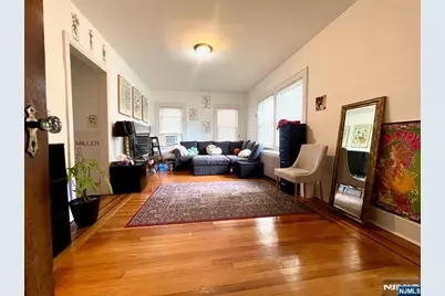 35 Elmwood Avenue, Montclair, NJ 07042 - Photo 3