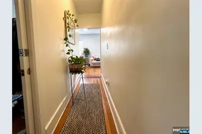 35 Elmwood Avenue, Montclair, NJ 07042 - Photo 11