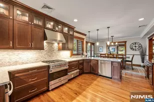 365 Walthery Ave, Ridgewood, NJ 07450 - Photo 9