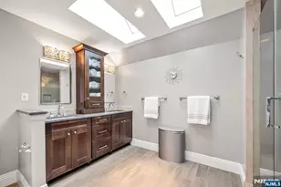 365 Walthery Ave, Ridgewood, NJ 07450 - Photo 23