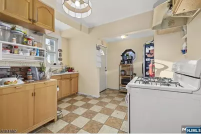 149 Burnett Avenue, Maplewood, NJ 07040 - Photo 13