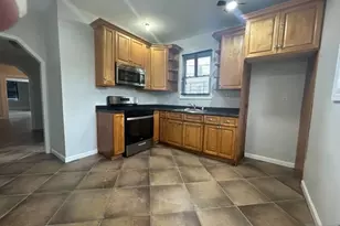 163 Dewey St, Newark, NJ 07112 - Photo 5