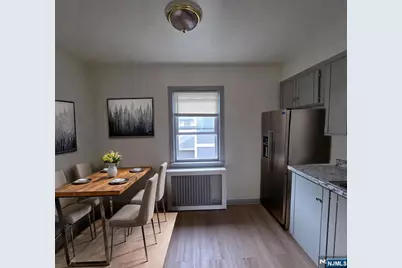 140 Van Houten Avenue 2B #2B, Passaic, NJ 07055 - Photo 3