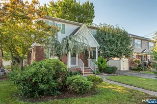 126 Hillman Dr, Elmwood Park, NJ 07407 - Photo 3