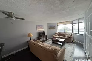 216 Harmon Cove Tower, Secaucus, NJ 07094 - Photo 11