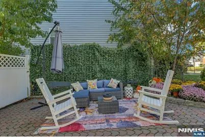 123 Sussex Road, Bergenfield, NJ 07621 - Photo 29