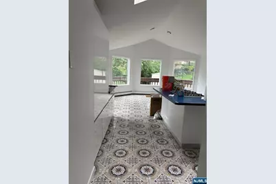 134 Homestead Avenue, Palisades Park, NJ 07650 - Photo 3